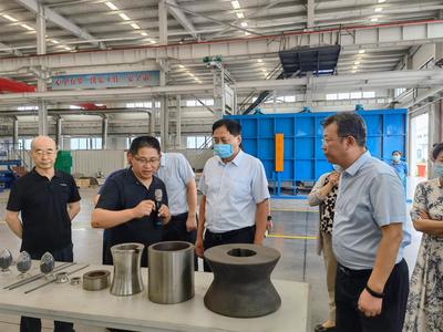 黨委書記張殿臣赴威海調(diào)研校地合作事宜并看望“四進(jìn)”工作組學(xué)校掛職干部