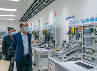 省委教育工委、省教育廳赴神木職業技術學院調研機電化工職業教育工作